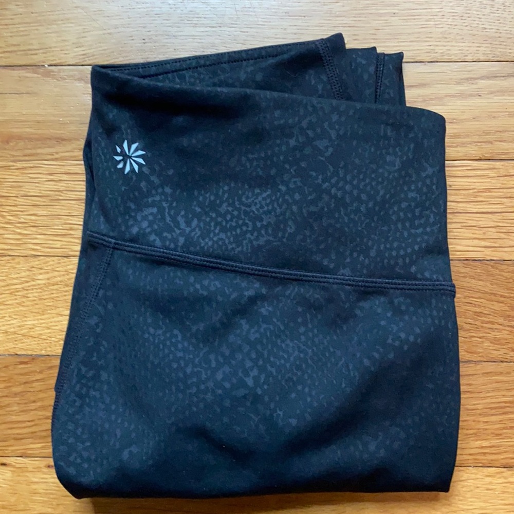Athleta. Leggings. Black. Size S.